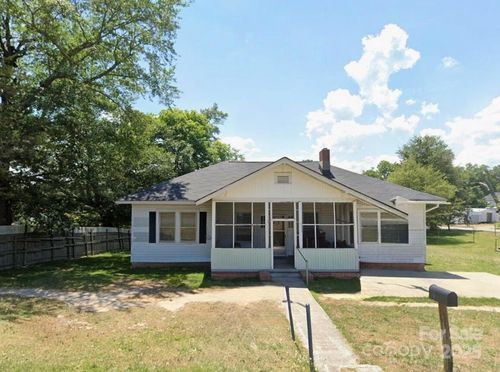 8 Maple St, Great Falls, SC, 29055-1523 | Card Image