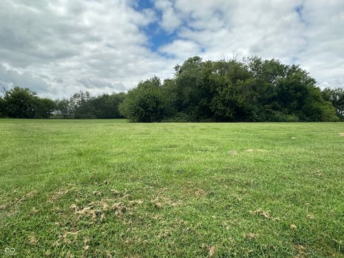 10406 Hodge Rd, Clayton, IN, 46118-9170 | Card Image