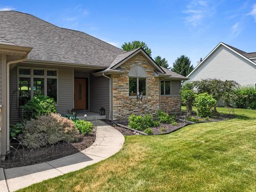 403 Fair Oaks Drive, Williams Bay, WI, 53191 | Card Image