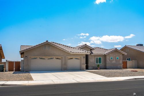7745 E 42nd Pl, Yuma, AZ, 85365-8462 | Card Image