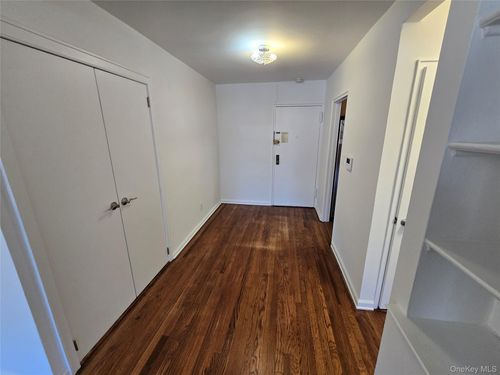 2o-213 75th Avenue, New York, NY, 11364 | Card Image