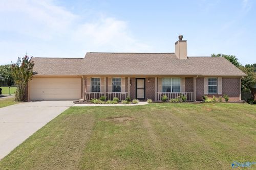 122 Delta Pine Dr, Huntsville, AL, 35811-7805 | Card Image