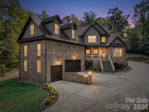 330 Woodland Glen Rd, Clover, SC, 29710-7095 | Card Image