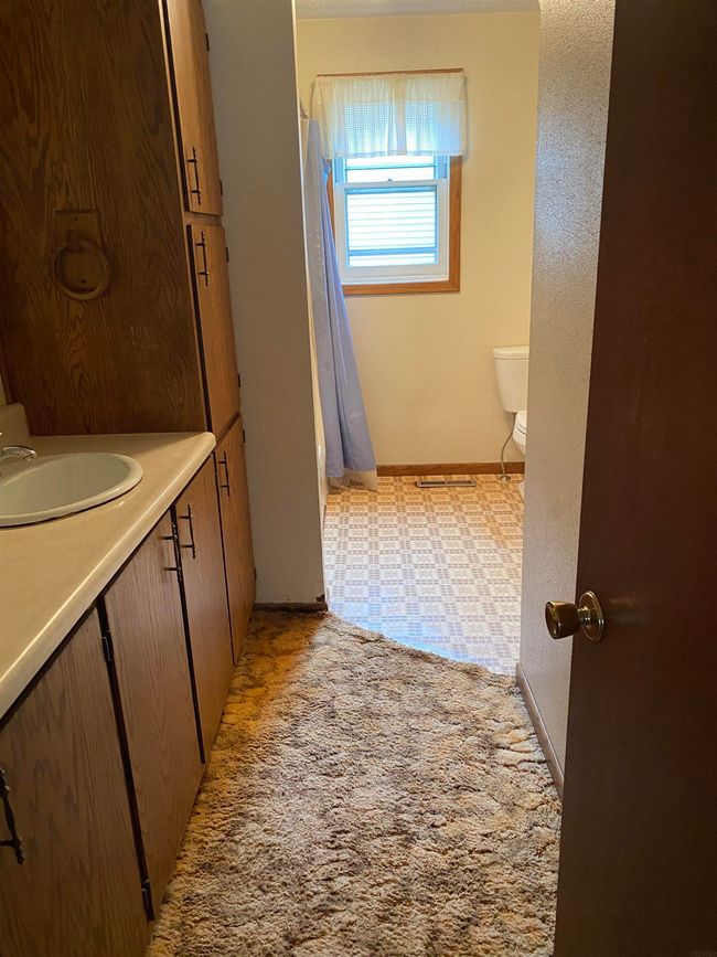 907 Iowa St, House other with 3 bedrooms, 1 bathrooms and null parking in Dysart IA | Image 16