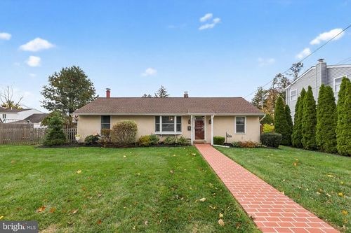 408 Fairview Ave, NORTH WALES, PA, 19454-3403 | Card Image