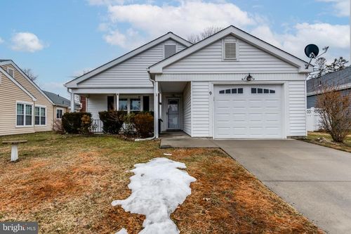 9 Westminster Dr S, Southampton, NJ, 08088-1020 | Card Image