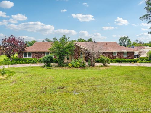 24601 Meadow Circle Dr, Claremore, OK, 74019-3746 | Card Image