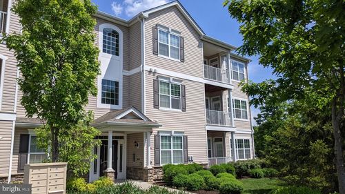 627 Timberlake Drive, Ewing, NJ, 08618 | Card Image