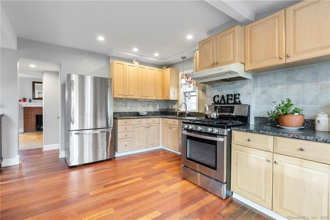 45 Woodland St, House other with 3 bedrooms, 2 bathrooms and null parking in Wethersfield CT | Image 19