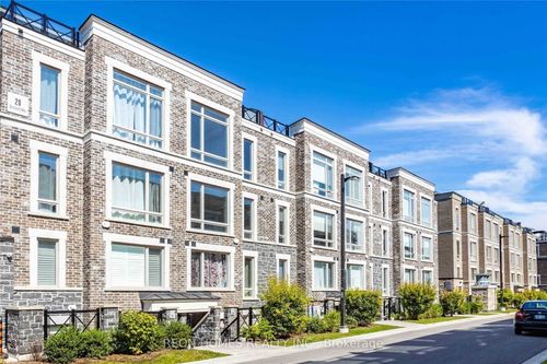 315-20 Dunsheath Way, Markham, ON, L6B1N3 | Card Image