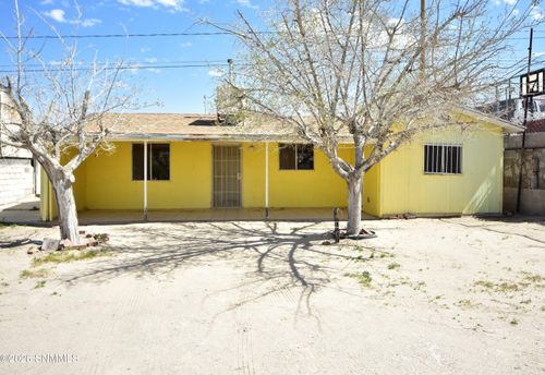 111 Palma Dr, Sunland Park, NM, 88063-9223 | Card Image