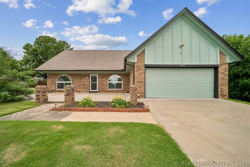 12652 S 276th East Ave, Coweta, OK, 74429-6251 | Card Image