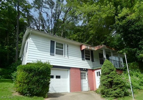 820 Mariann Dr, Martins Ferry, OH, 43935-1254 | Card Image