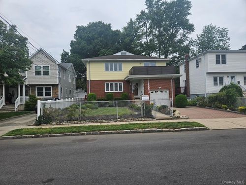 a-55 Juniper Rd, Port Washington, NY, 11050-1451 | Card Image