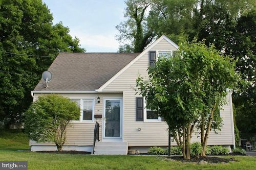 28 Ridgley St, MOUNT HOLLY, NJ, 08060-1132 | Card Image