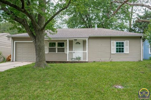 3413 Sw Kirklawn Ave, Topeka, KS, 66611-2344 | Card Image