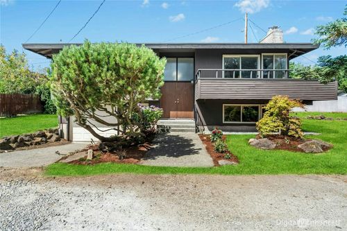 4432 S Kenyon St, Seattle, WA, 98118-4128 | Card Image