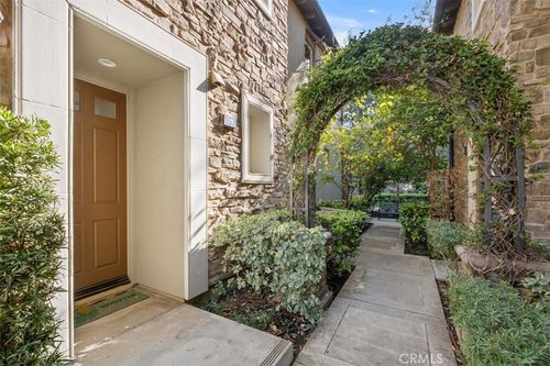 157 Roadrunner, Irvine, CA, 92603-0161 | Card Image