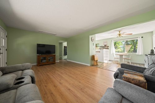 13314 Kokanee Dr, Shasta Lake, CA, 96019-8952 | Card Image