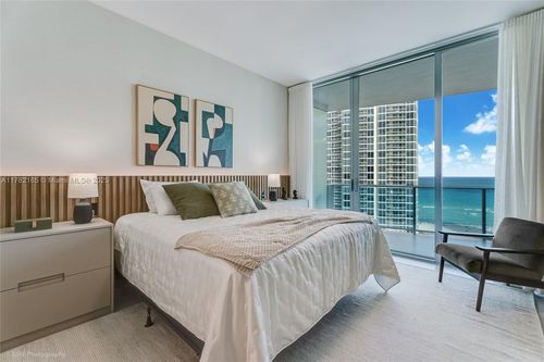 1404-17550 Collins Ave, Sunny Isles Beach, FL, 33160-2867 | Card Image