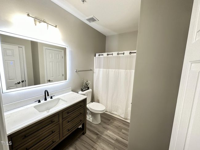 2621OldgateDr_58866_8 | Image 8