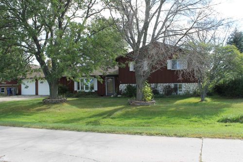 1612 4th Ave Sw, Spencer, IA, 51301-5818 | Card Image