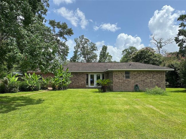 Middle of backyard | Image 16