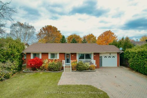 29 Shaw St, Elmvale, ON, L0L1P0 | Card Image