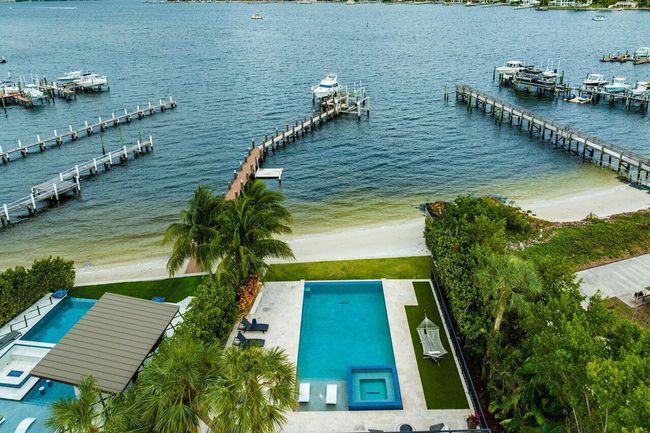 200 N Lake Dr, House other with 5 bedrooms, 5 bathrooms and null parking in Lantana FL | Image 52