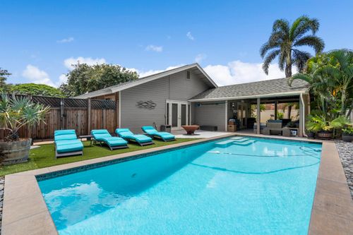 828 Mahealani St, Kihei, HI, 96753-7319 | Card Image