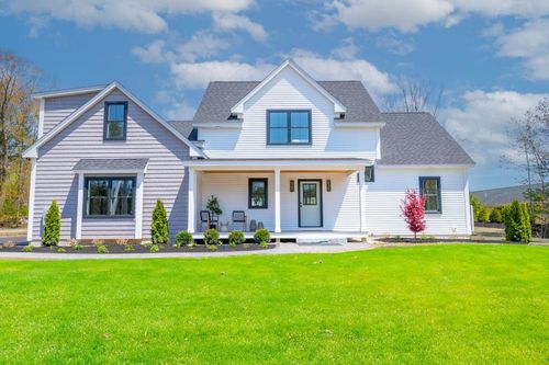 26 Captain Thomas Rd, Ogunquit, ME, 03907-3103 | Card Image