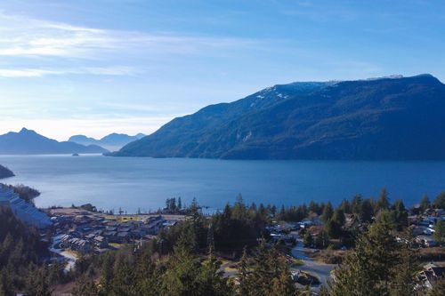 1024 Goat Ridge Dr, Squamish Lillooet Regional District, BC, V8B1V8 | Card Image