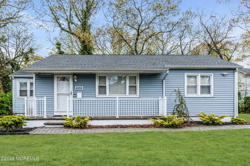 593 Beach Plum Rd, Brick, NJ, 08723-5569 | Card Image