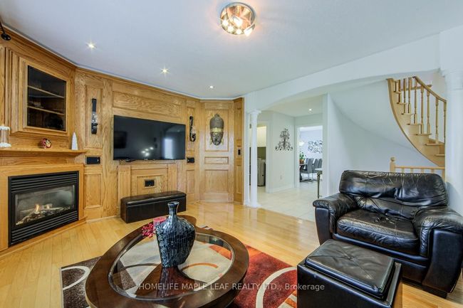 37 St Ave, House other with 4 bedrooms, 4 bathrooms and 4 parking in Bradford ON | Image 11