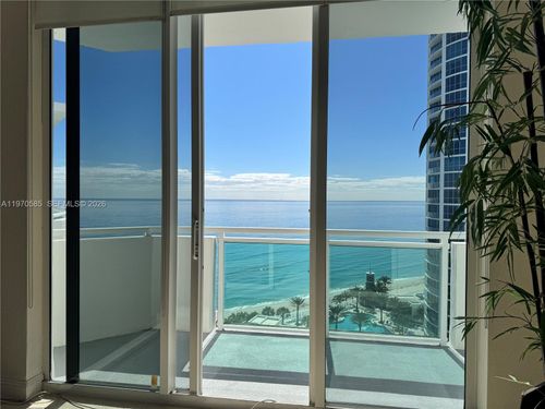 1621-3001 S Ocean Dr, Hollywood, FL, 33019-2876 | Card Image