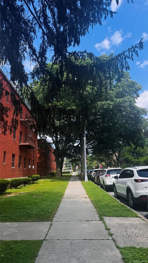 apt-3b-14133 78th Ave, Flushing, NY, 11367-3308 | Card Image