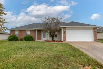 3800 Crocodile Dr, House other with 3 bedrooms, 2 bathrooms and null parking in COLUMBIA MO | Image 1