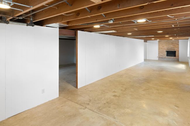 Recessed lighting is already in place. | Image 25