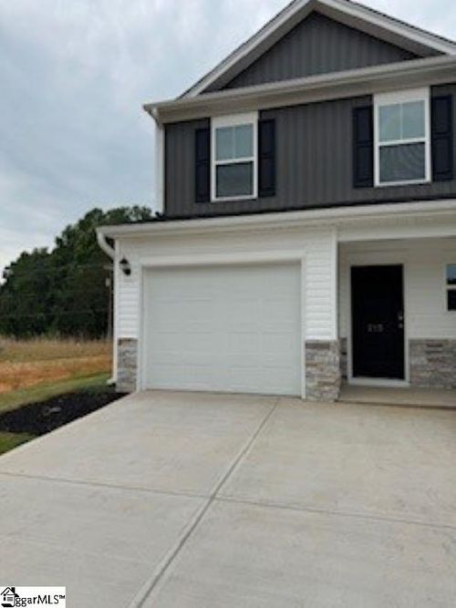 215 Stoneway, Easley, SC, 29640 | Card Image
