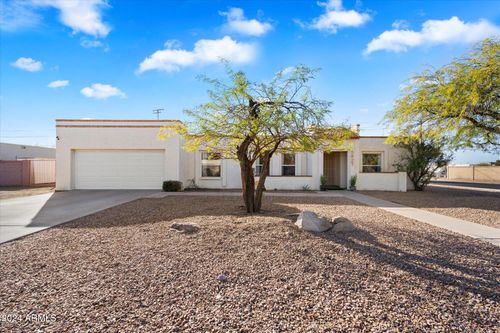 5827 E Beck Lane, Scottsdale, AZ, 85254 | Card Image