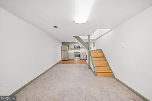 apt-1r-2036 Mount Vernon St, PHILADELPHIA, PA, 19130-3278 | Card Image