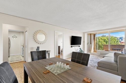 apt-709-33 Pond Ave, Brookline, MA, 02445-7156 | Card Image