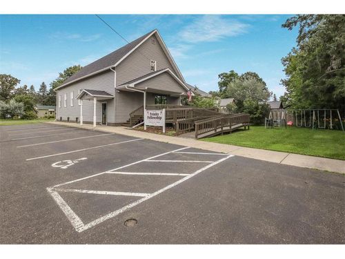 104 E Barker St, Rice Lake, WI, 54868-2666 | Card Image