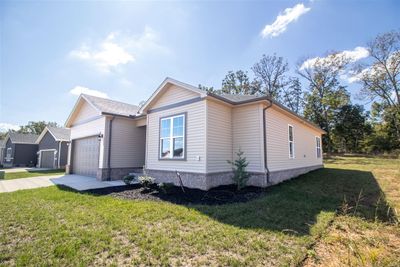 3069 Gunsmoke Trail Way, House other with 3 bedrooms, 2 bathrooms and null parking in Bowling Green KY | Image 3