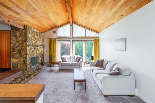 27573 Sayers Cres, Maple Ridge, BC, V2W1N3 | Card Image