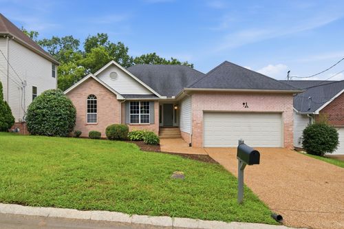 1004 Cobble Pl, Nashville, TN, 37211-6926 | Card Image