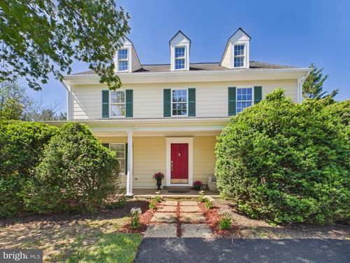 110 Karakul Ct, STEPHENS CITY, VA, 22655-2573 | Card Image