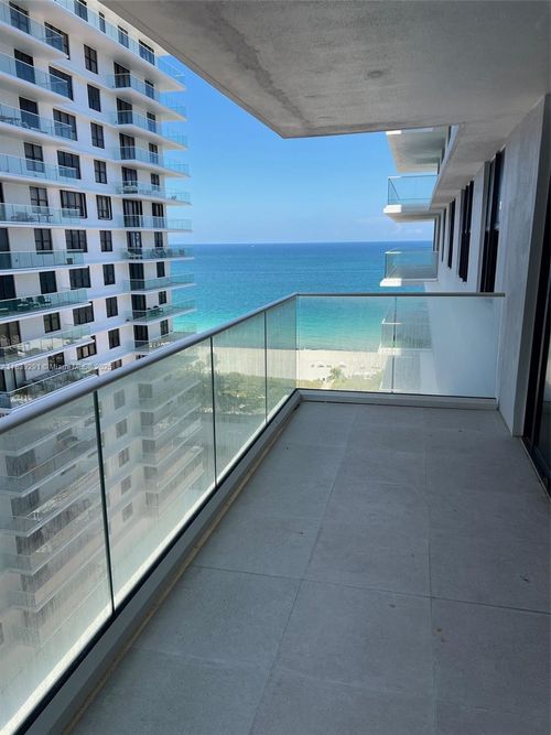 15x-9801 Collins Ave, Bal Harbour, FL, 33154-1815 | Card Image