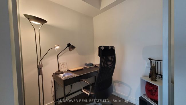 607 - 161 Roehampton Ave, Condo with 2 bedrooms, 1 bathrooms and null parking in Toronto ON | Image 15