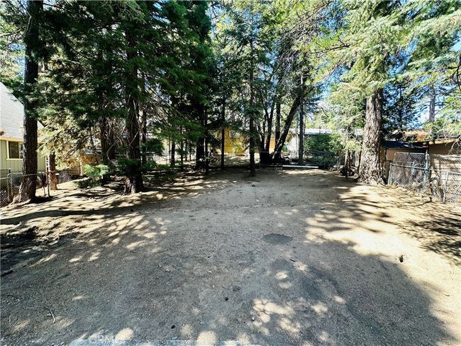 31506 Circle View Dr, House other with 4 bedrooms, 3 bathrooms and 4 parking in Running Springs CA | Image 10
